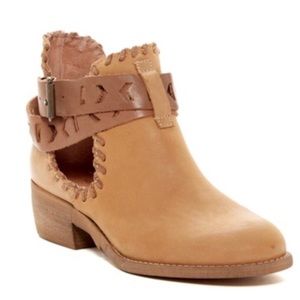 Musse & Clouds Tan Ankle Strappy Boots